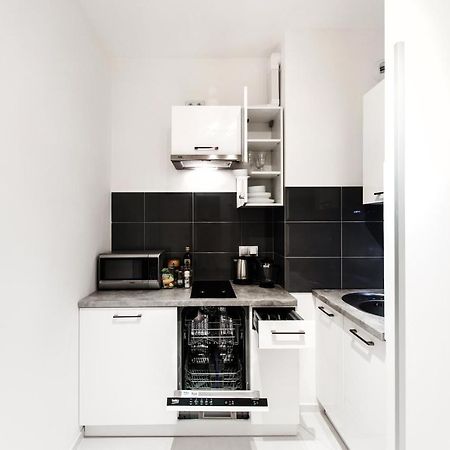 Super Apart Dywizjonu 303 175/8 Apartment Warsaw Bilik gambar