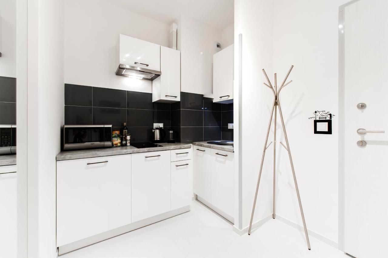 Super Apart Dywizjonu 303 175/8 Apartment Warsaw Bilik gambar